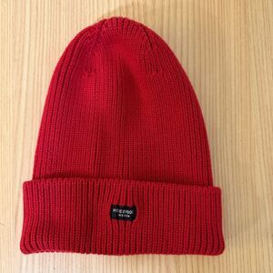Holebrook Sweden red knit 100% cotton Timeless Classic Gorpcore hat.
